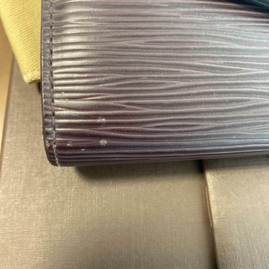 LOUIS VUITTON エピレザー 長財布