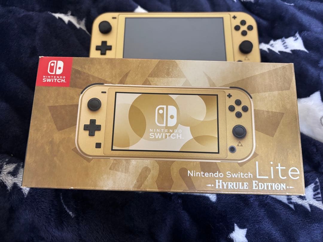 ゴールド目立った傷や汚れなし