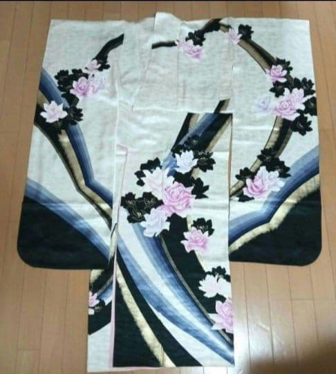 ✳️期間限定価格✳️振袖セット ❣️お得なセット❣️ 振袖 長襦袢 袋帯 正絹 ✳️期間限定価格✳️振袖セット ❣️お得なセット❣️ 振袖 長襦袢 袋帯 正絹