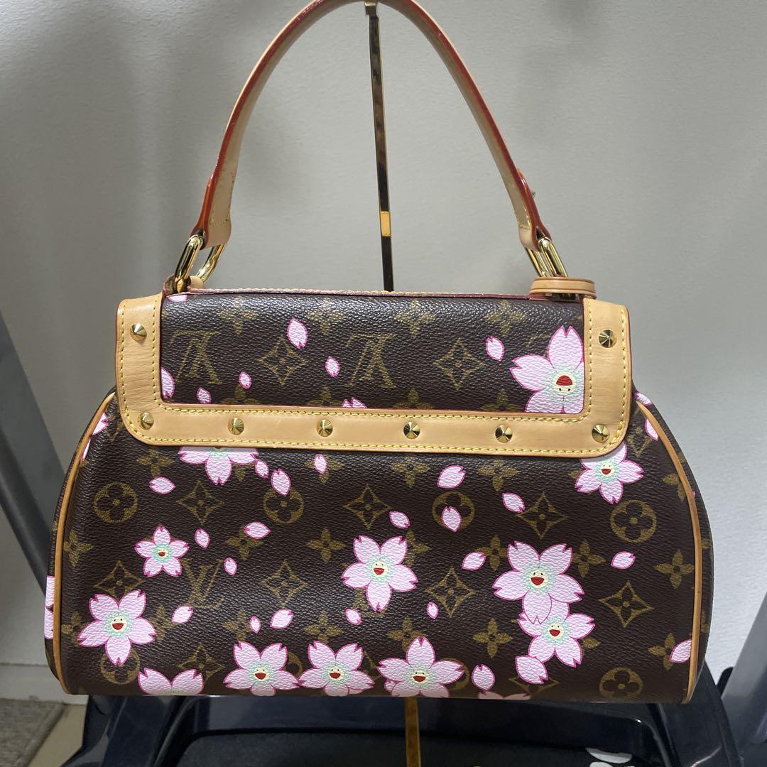 ルイ·ヴィトン】「LOUIS VUITTON × MURAKAMI」の第2章「チェリー