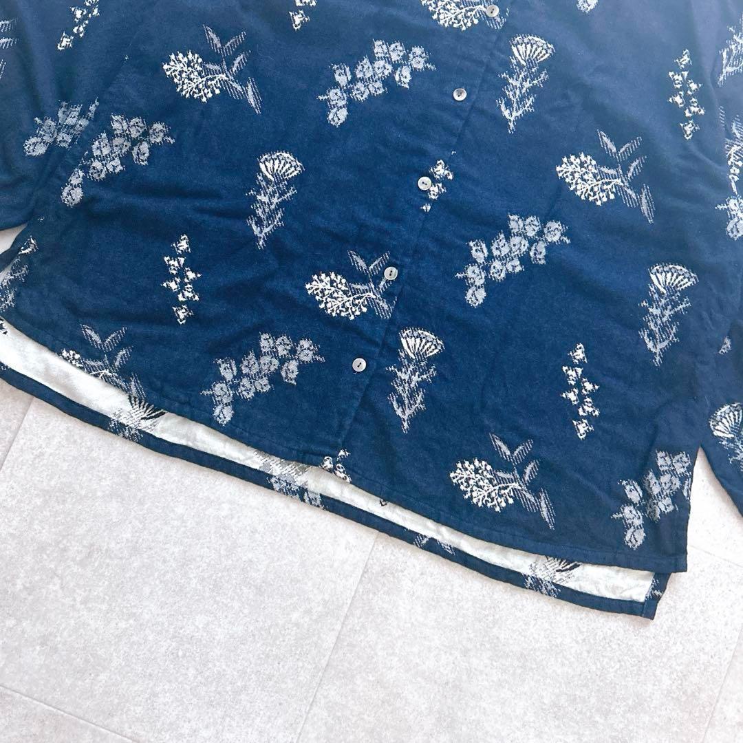 美品✨ 石見銀山 群言堂 インディゴ里山の野花ジャガード ブラウス鍋菜 近年 美品✨ 石見銀山 群言堂 インディゴ里山の野花ジャガード