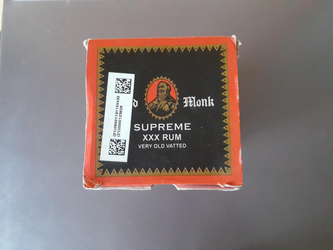【新品】ラム酒　オールドモンク　Old Monk SUPREME