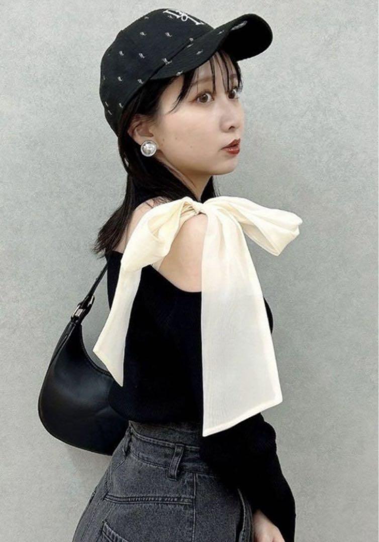 【新品　タグ付き】dazzlin ワンショルリボンニットトップス