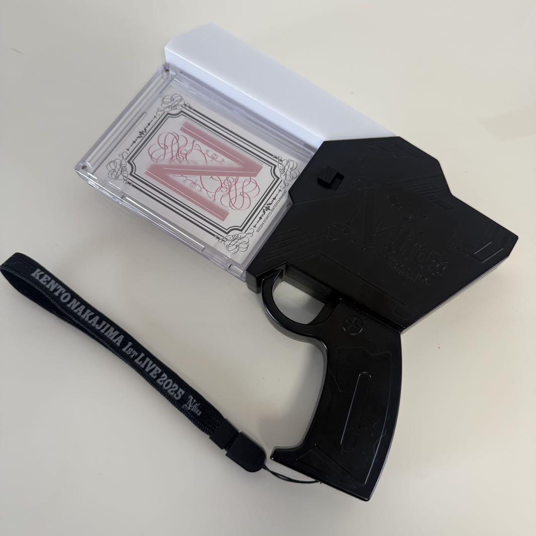 中島健人 ピカレスクの銃口 ペンライト 中島健人のピカレスクライブグッズ紹介 | TikTok