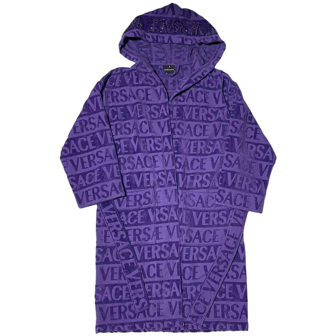 VERSACE 90s ロコ ウエストハント リフ フリフ 【関税込】 VERSACE(ヴェルサーチ) 24SS 90S ヴィンテージ ロゴ 刺繍 T