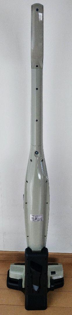 AQUA コードレススティッククリーナー
