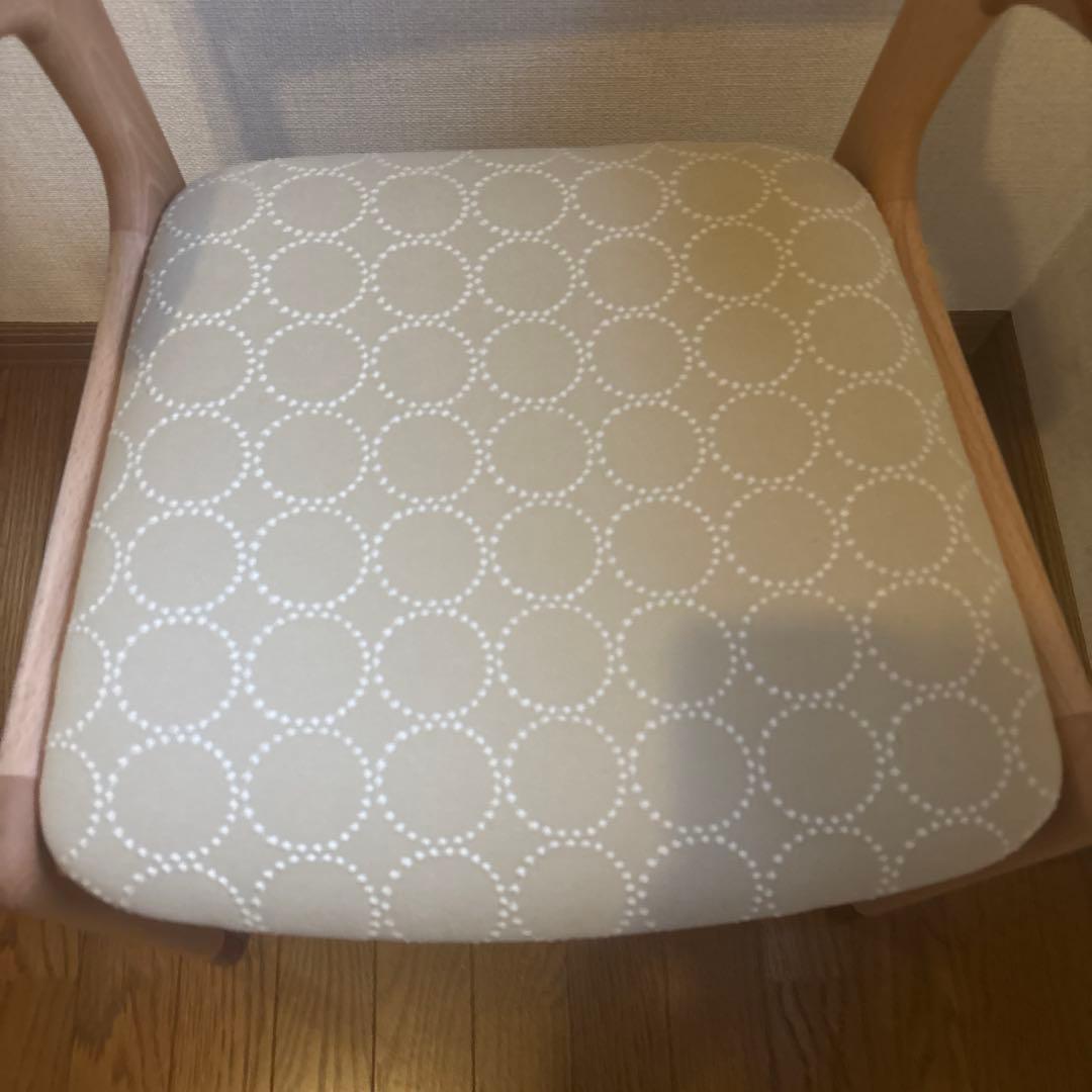 ミナペルホネン生地　enstol国産無垢材 ダイニングチェア　ベージュ ミナペルホネン生地 enstol国産無垢材 ダイニングチェア