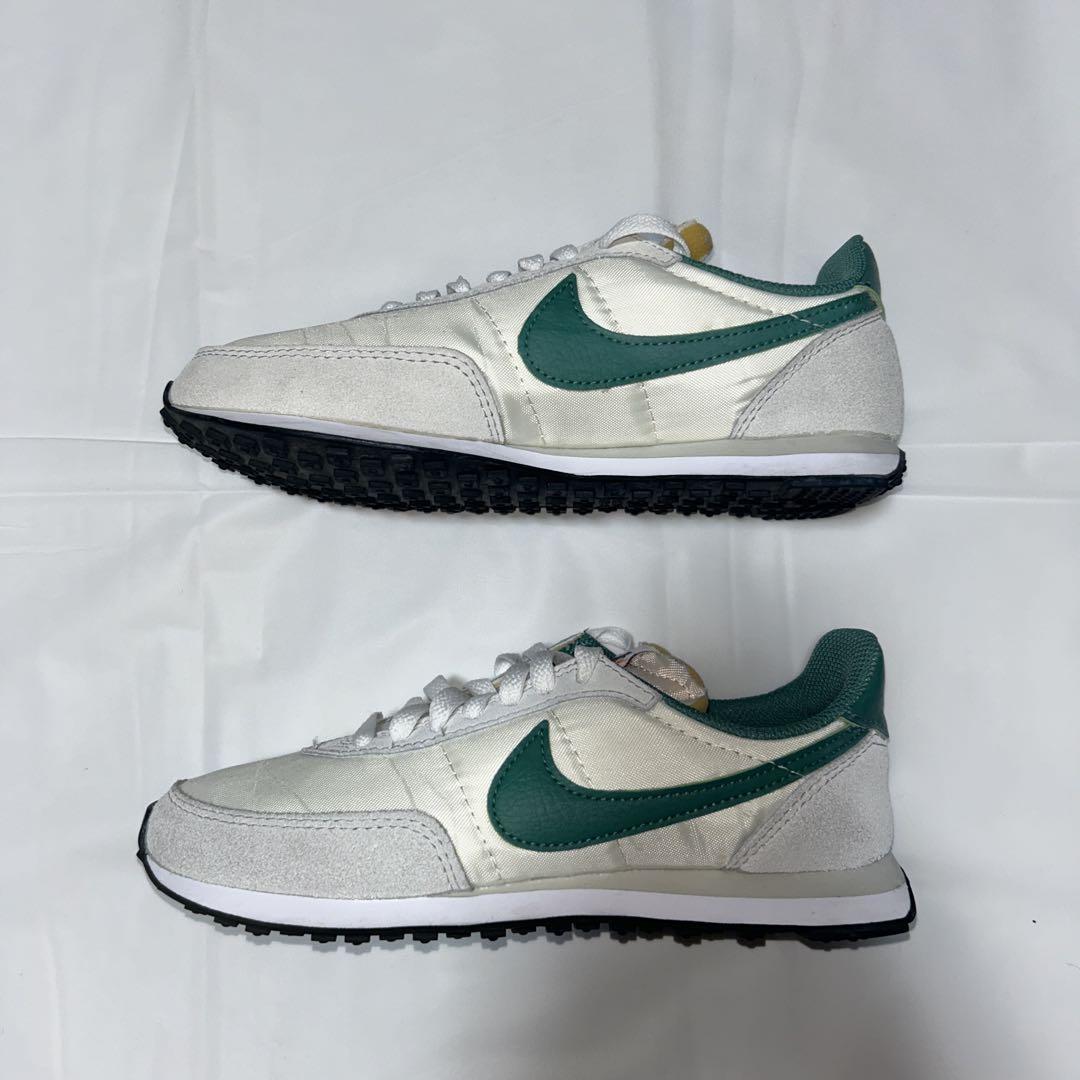 NIKE スニーカー 22.5cm