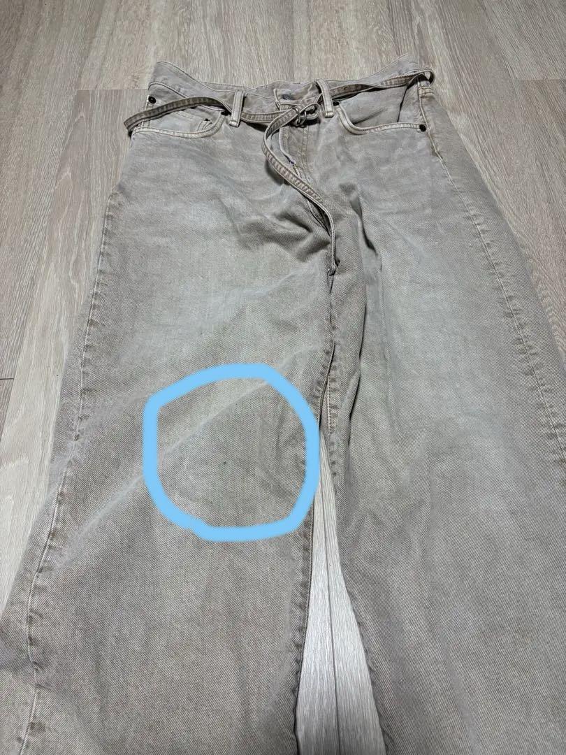 Acne Studios ルーズフィットジーンズ
