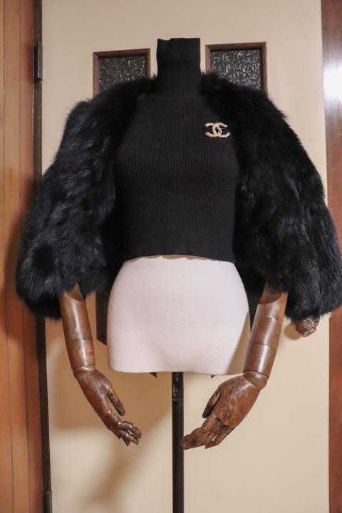 【美品】ファーコート ショート丈 毛皮コート　ハロウィンコスプレクルエラ
