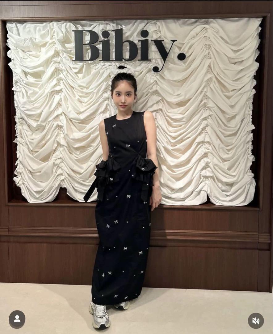 Bibiy. ELODIE FRILL DRESS - メルカリ