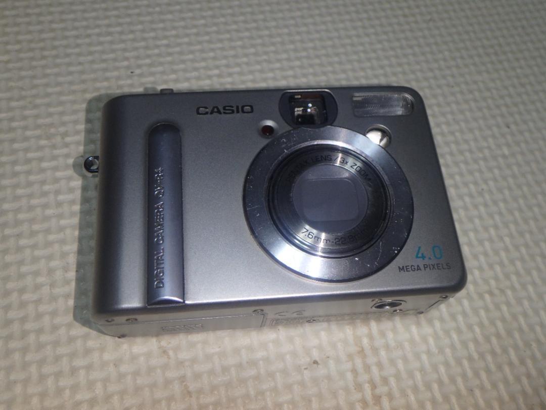 CASIO QV-R4 EXILIM デジタルカメラ
