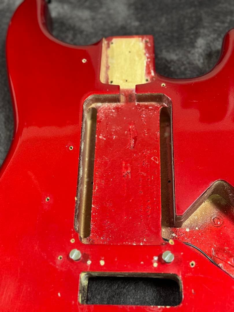 Fernandes FST-65 ボディ フロイドローズ付き Fernandes FST-65 ボディ フロイドローズ付き