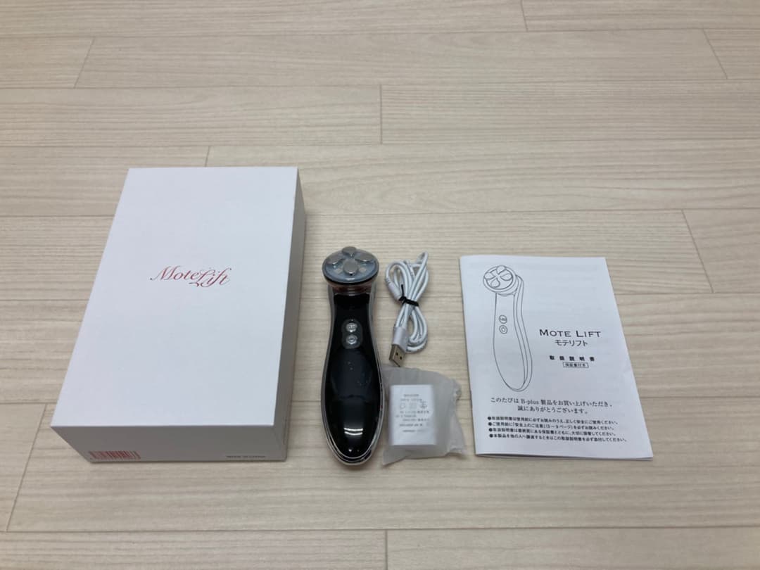 【新品、未使用】B-plus モテリフト　美顔器 モテリフト 美顔器