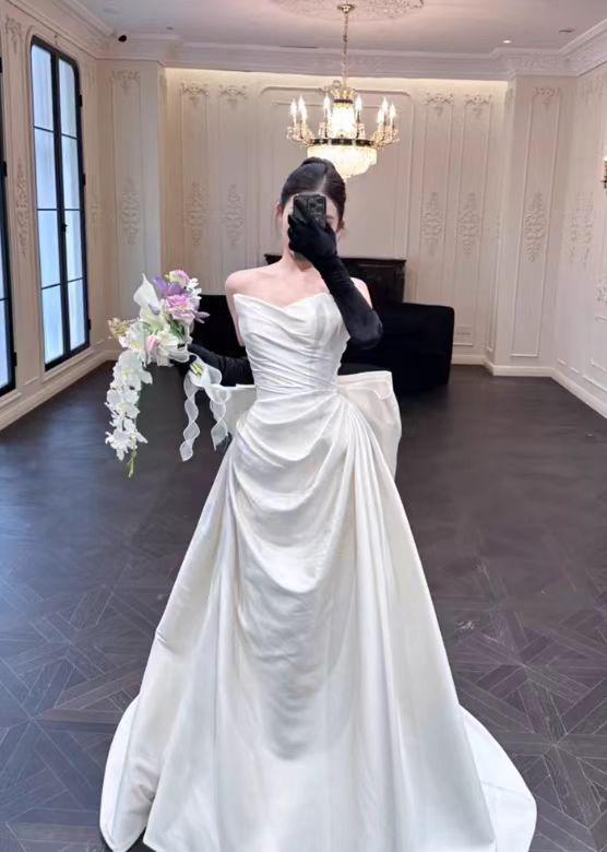 クリーニング済み】YNSwedding ウェディングドレス くるみボタン