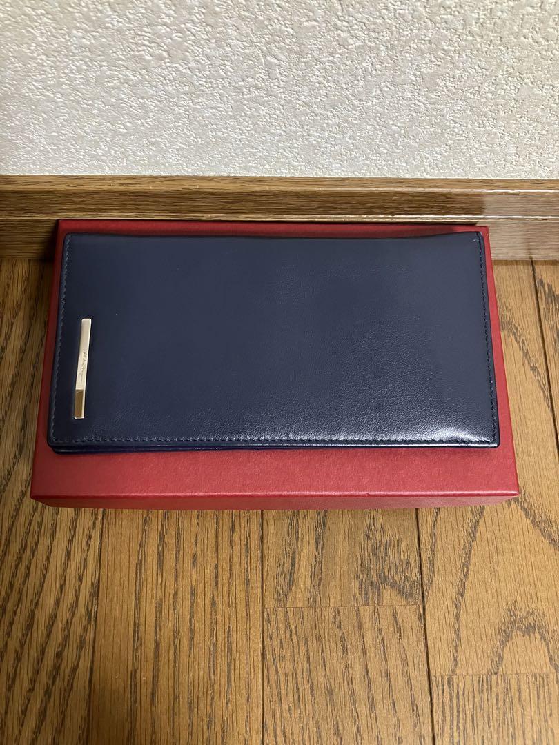 サルヴァトーレ・フェラガモ長財布中古品