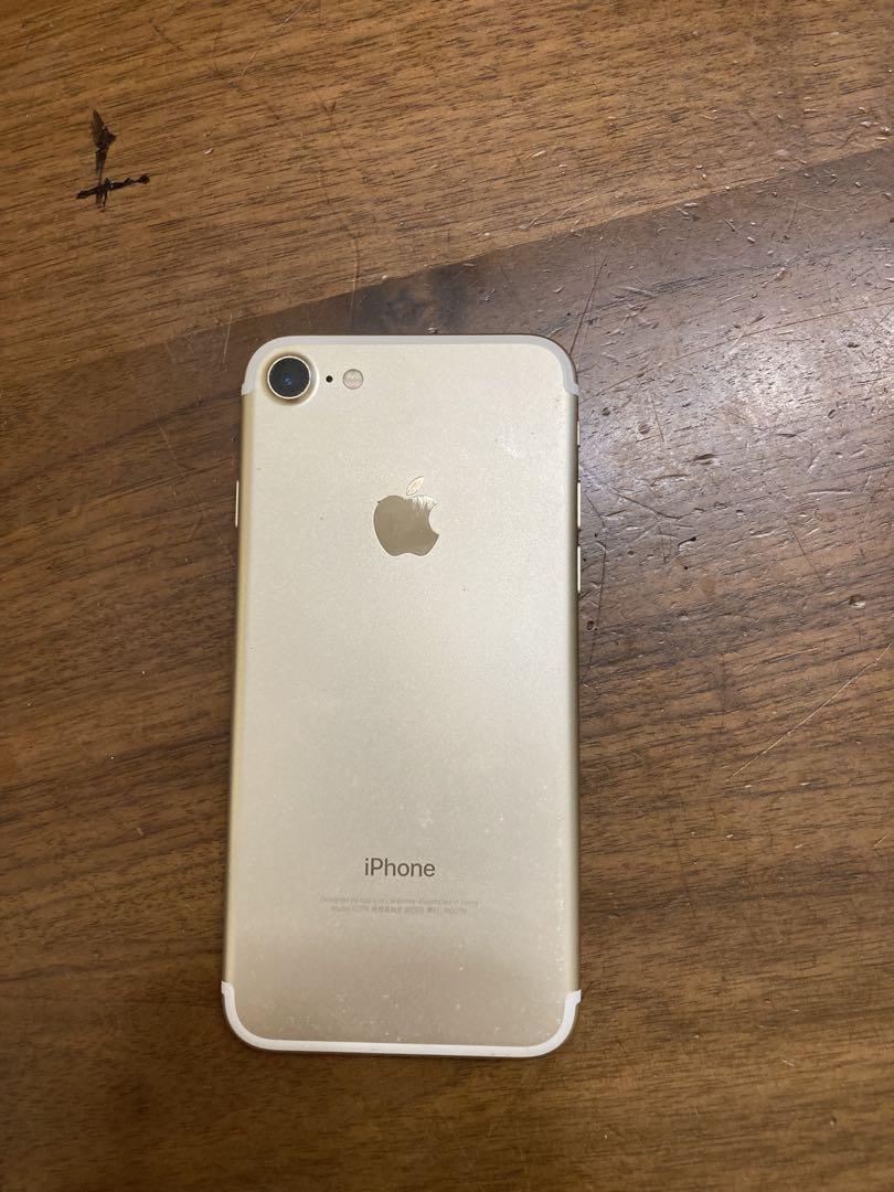 iPhone 7 128GB ゴールド 本体