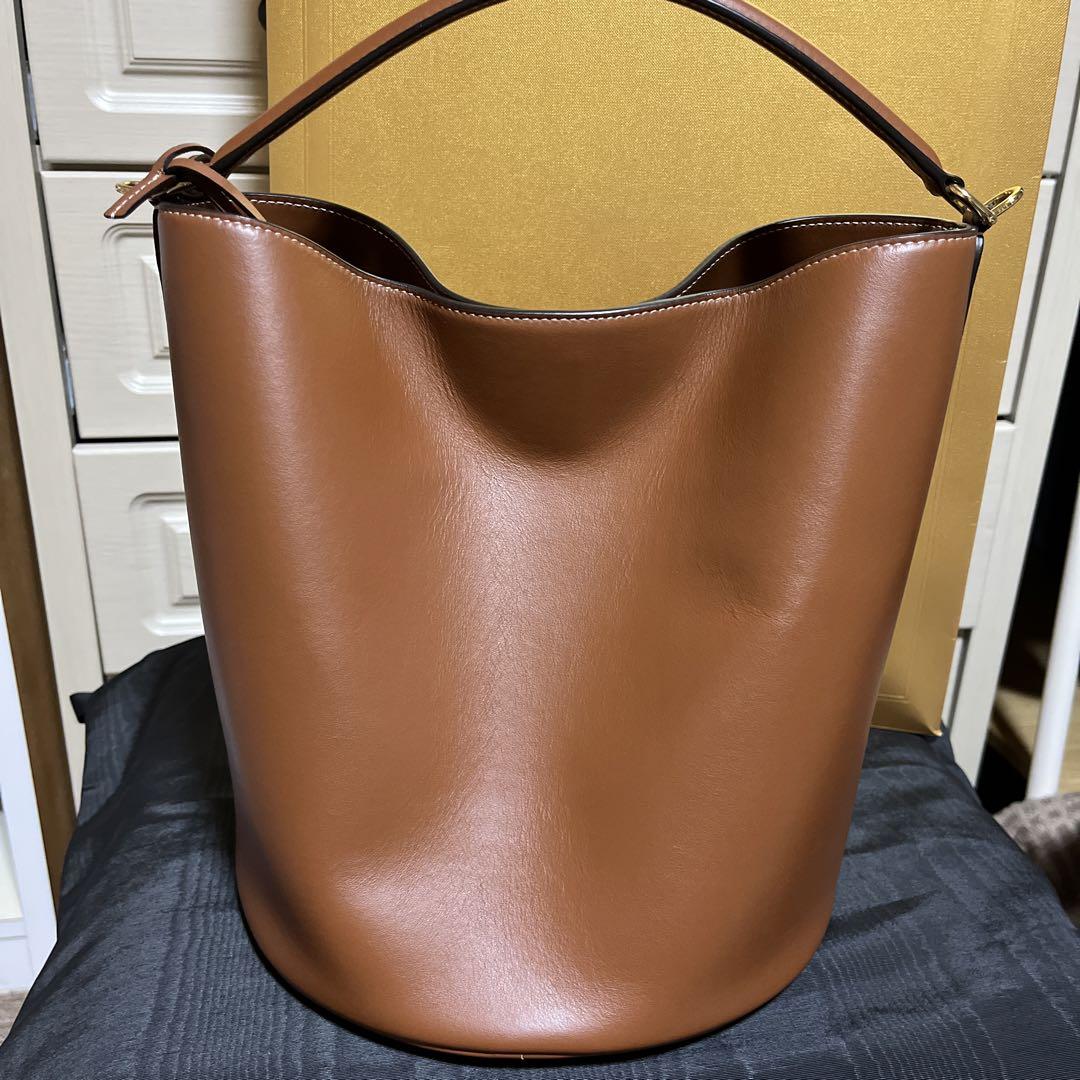CELINE セリーヌ  バケット16（セーズ）バッグ CELINE セリーヌバケット16（セーズ）バッグ - メルカリ