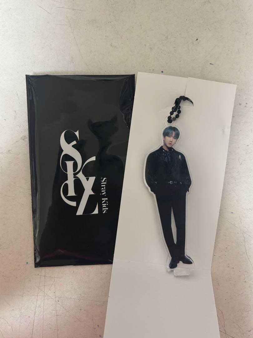 straykids Xmas POPUP ランダム缶バッチ チャンビン - メルカリ