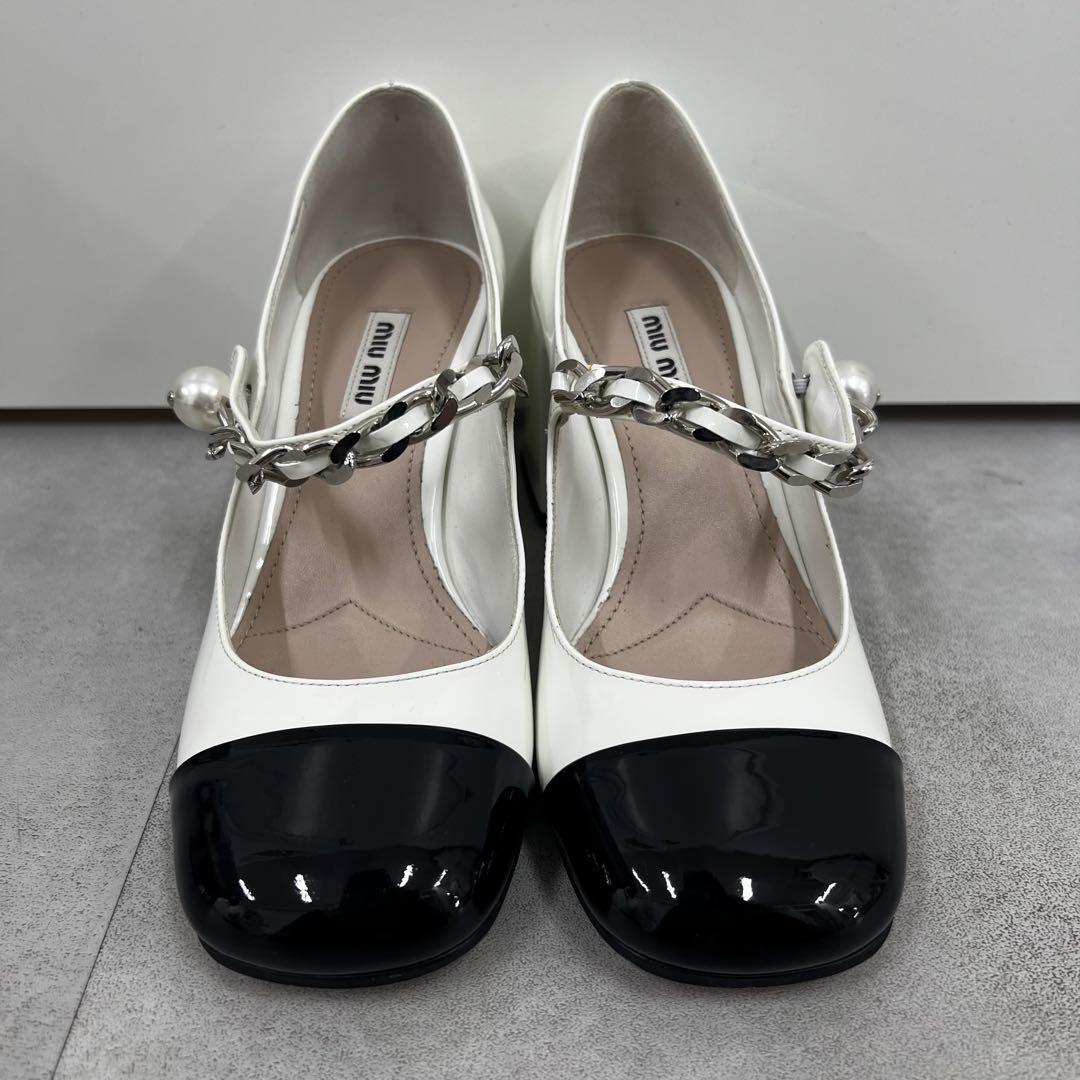 新品未使用 Miu Miu ヒール付きパンプス ホワイト/ブラック