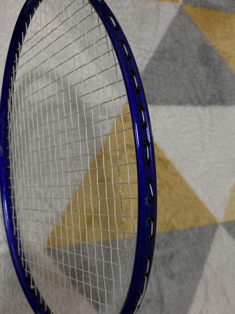 ヨネックス　バトミントンラケットAEROTUS 40  極美品ケース付