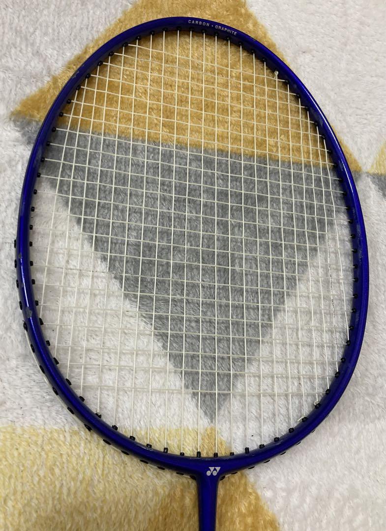 ヨネックス　バトミントンラケットAEROTUS 40  極美品ケース付