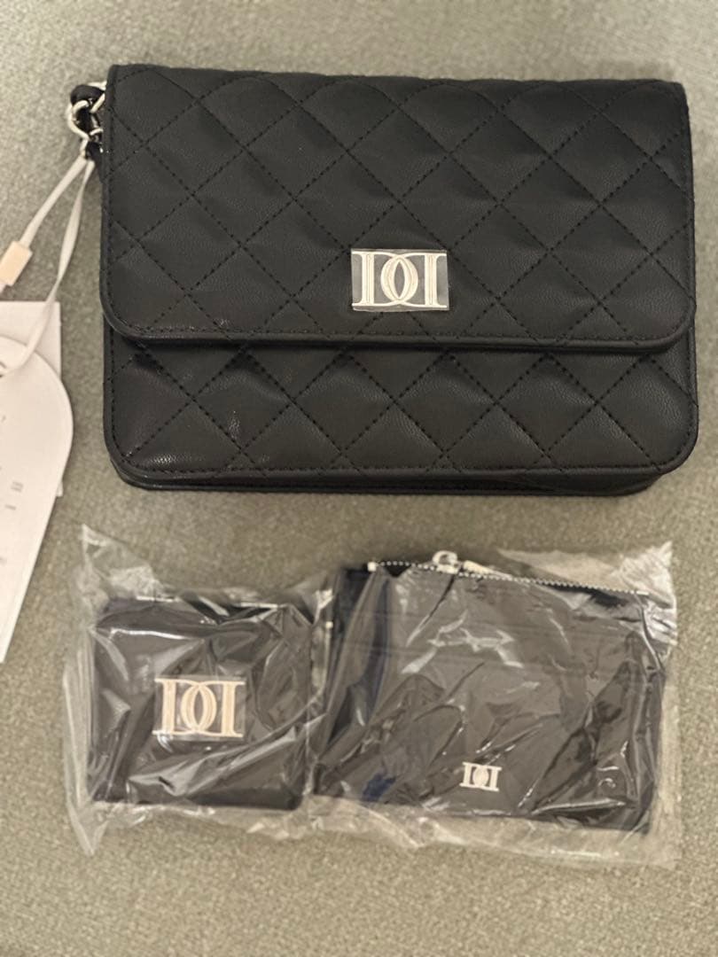 高級感 Darich ダーリッチ バック DDロゴキルティングトラベルセット ブラック