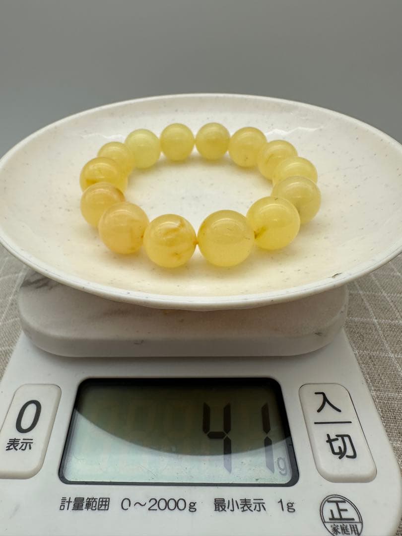 ☆天然☆ バルト海産　天然アンバー 琥珀 蜜蝋 ブレスレットフリーサイズ 大颗粒