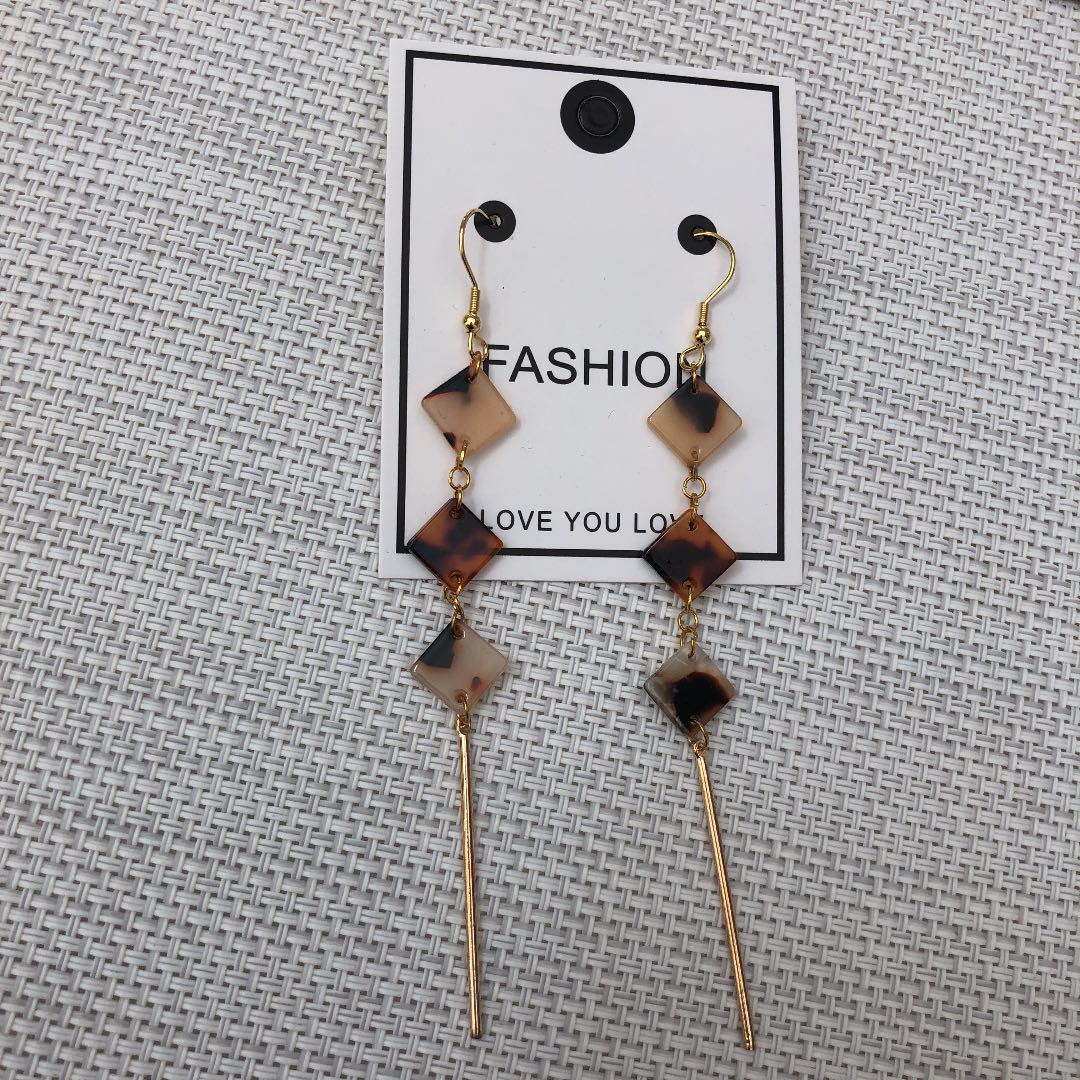 メルカリ ハンドメイド アクセサリー イヤリング 300 中古や未使用のフリマ メルカリ ハンドメイド アクセサリー イヤリング 300 中古や未使用のフリマ