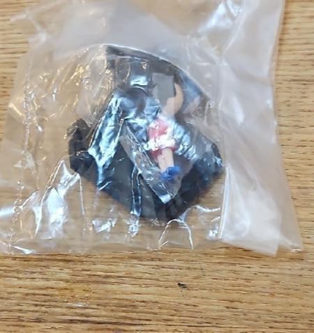 ゴジラフィギュア 約5cm 未開封 台座付き