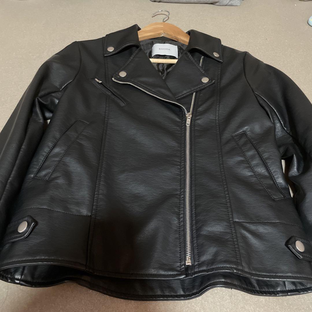 エモダ レザーボアライダースジャケット レディース SIZE F (M) EMODA 中古 : abo0044896 : Rehello by  BOOKOFF - 通販 - Yahoo!ショッピング - ライダースジャケット
