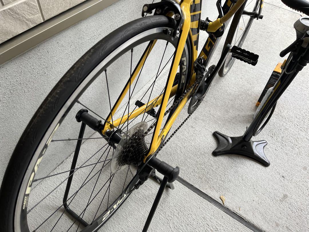 Giant Propel クロスバイク 700C ブラック/イエロー空気入れ等付