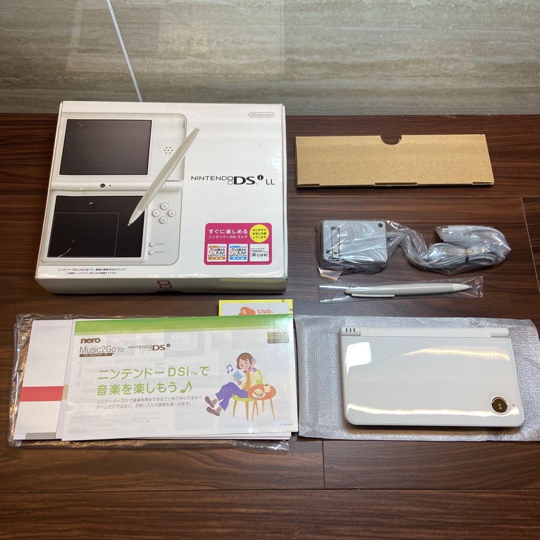 ニンテンドーDSILL ナチュラルホワイト ほぼ新品 3628 - メルカリ
