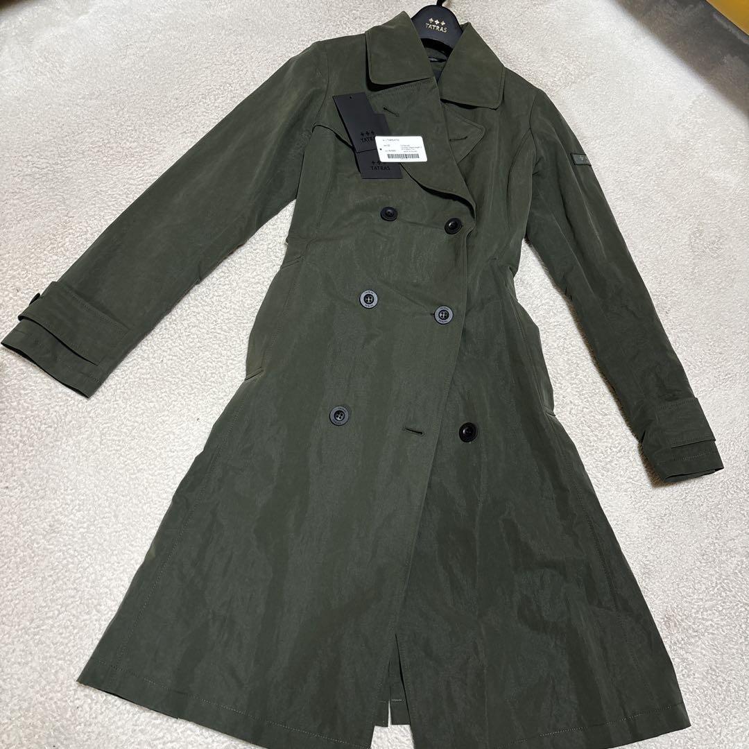 タトラス　カーキ　スプリングコート　サイズ2 1回のみ着用　美品