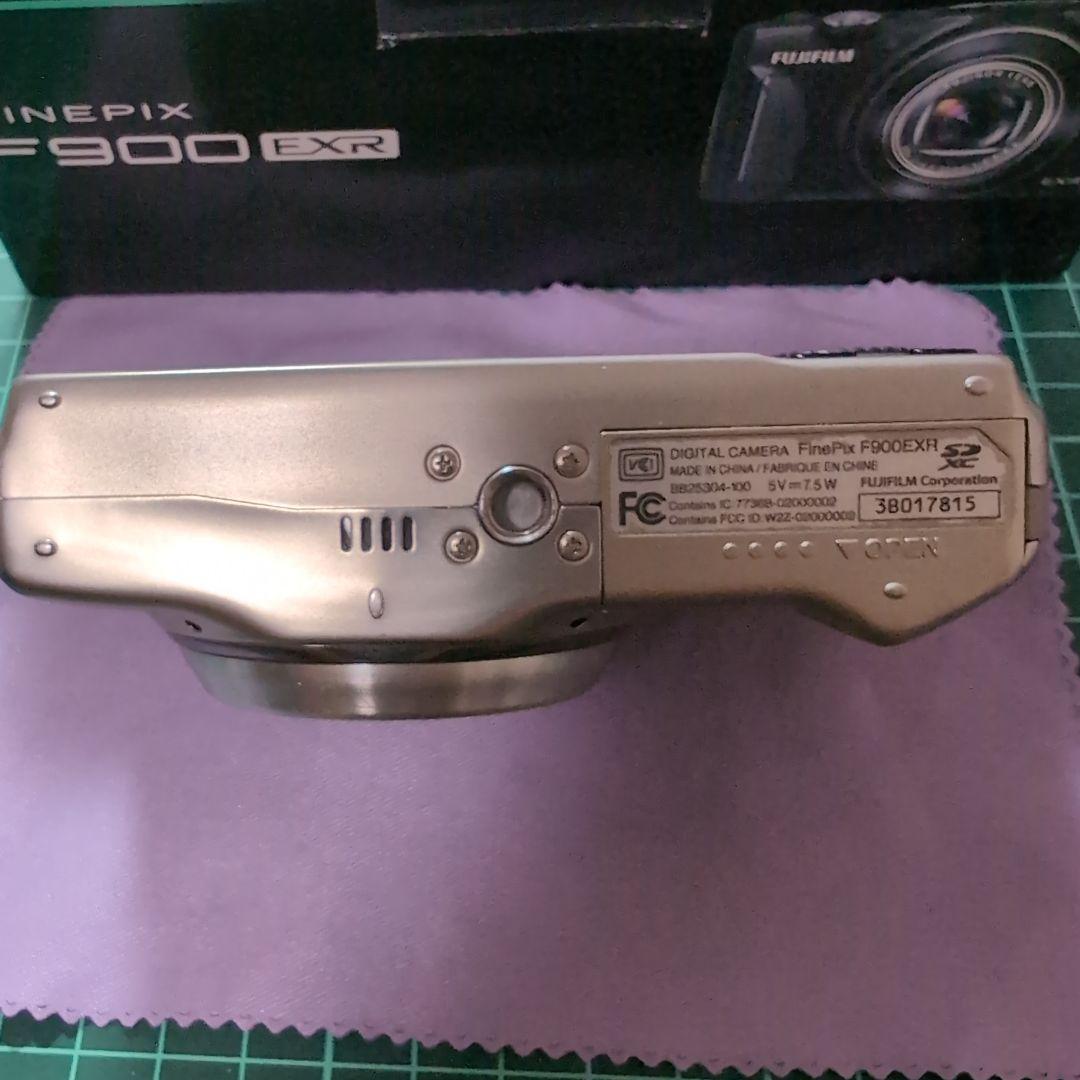 Fujifilm FinePix F900EXR コンパクトデジタルカメラ