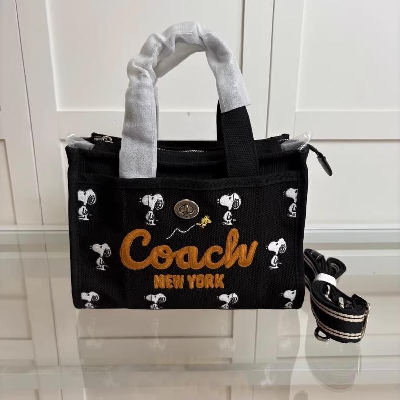COACH X PEANUTS カーゴ トート バッグ 26 ブラック - メルカリ