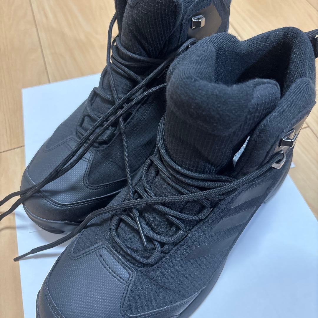 テレックス Frozetrack ミッド ウィンター ハイキング /アディダス