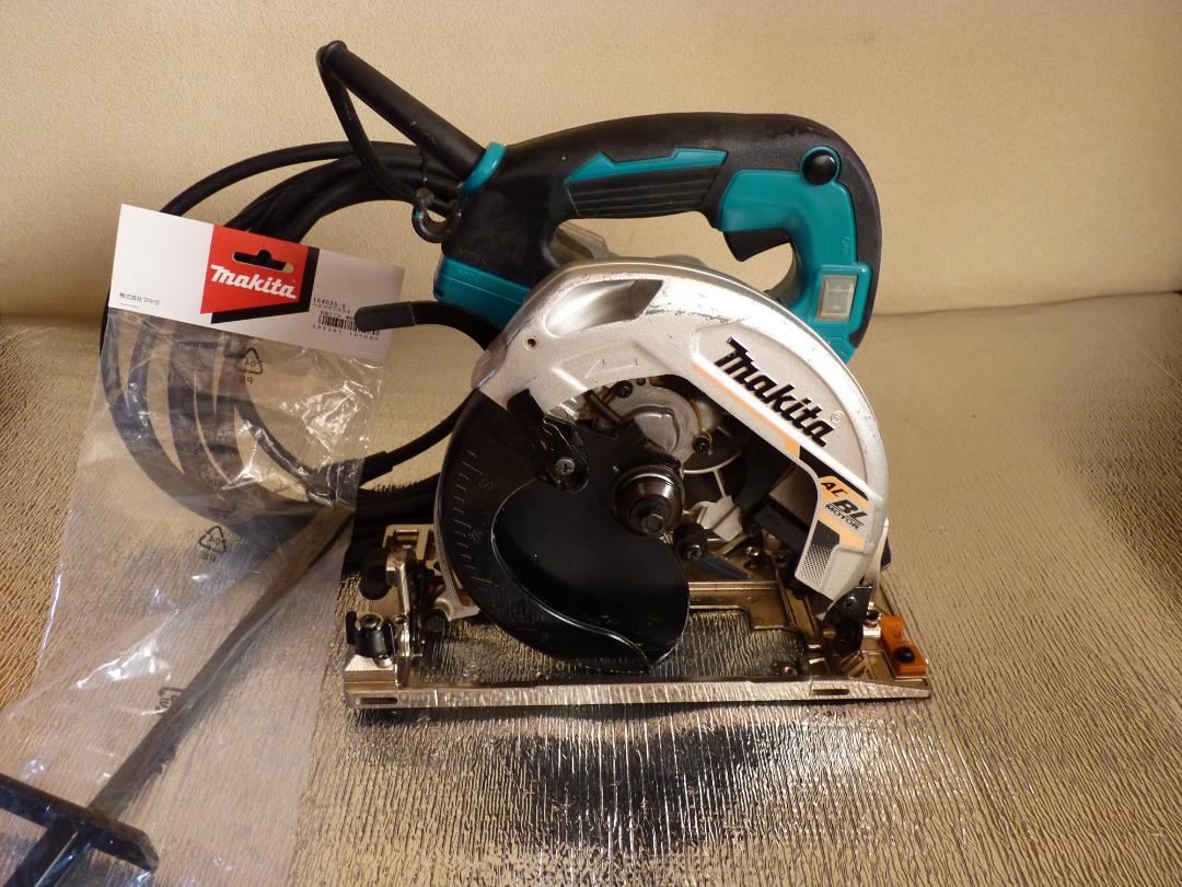Makita マルノコ 165㎜　HS6303　高性能