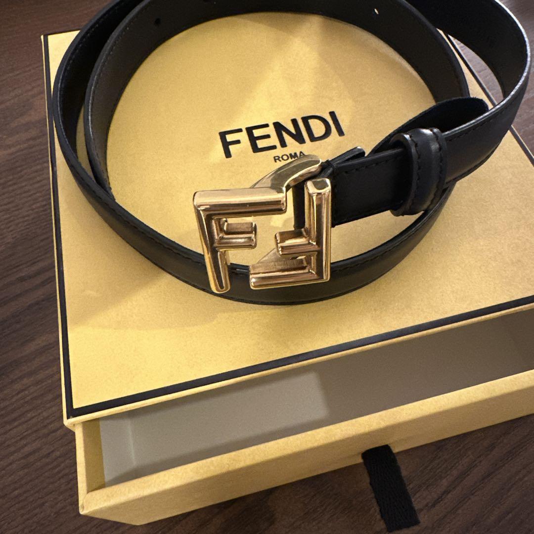 フェンディ　FF ベルト