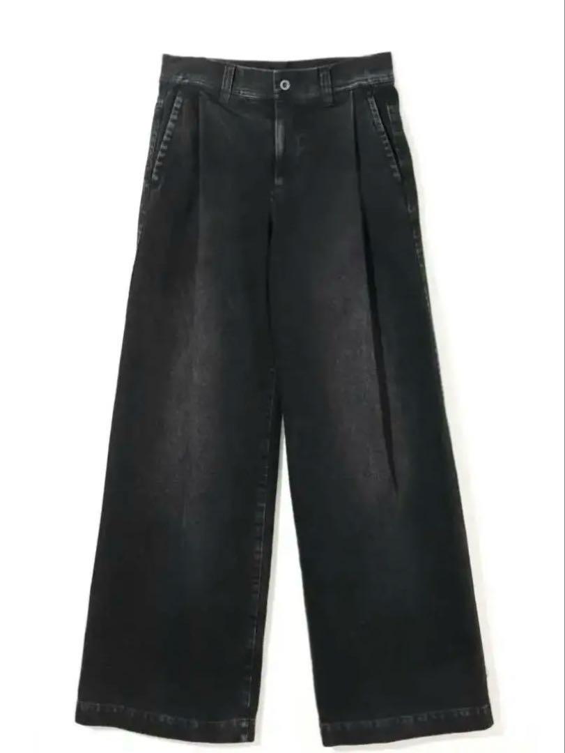 simpti. シンプティ 1Tuck Wide Denim. ブラック