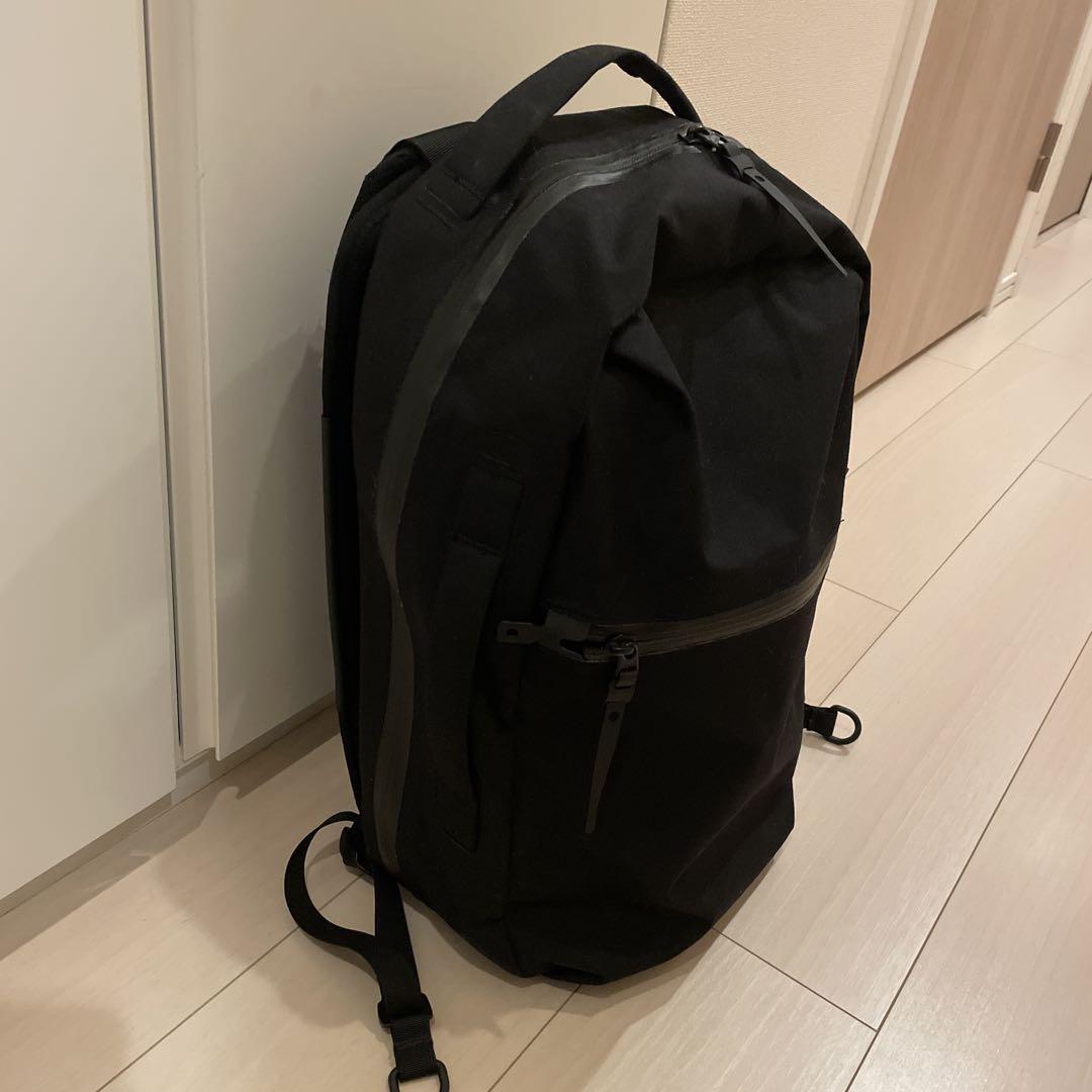 (美品)ブラックエンバー リュック SHADOW 22