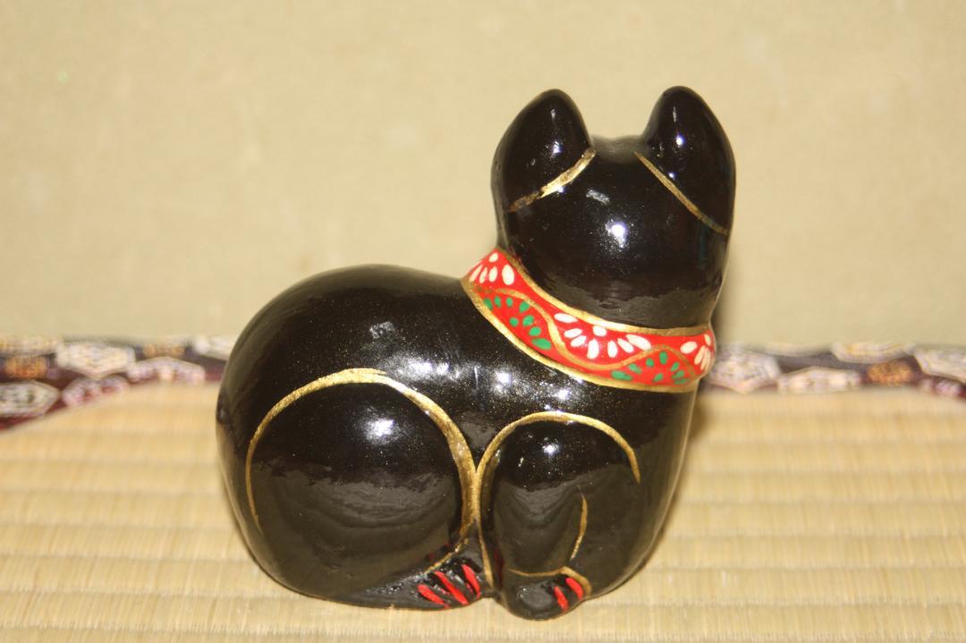 黒座り猫