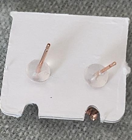 ほぼ新品✨送料無料✨K10 ♡ 5mm ガーネット ゴールド 両耳ピアス