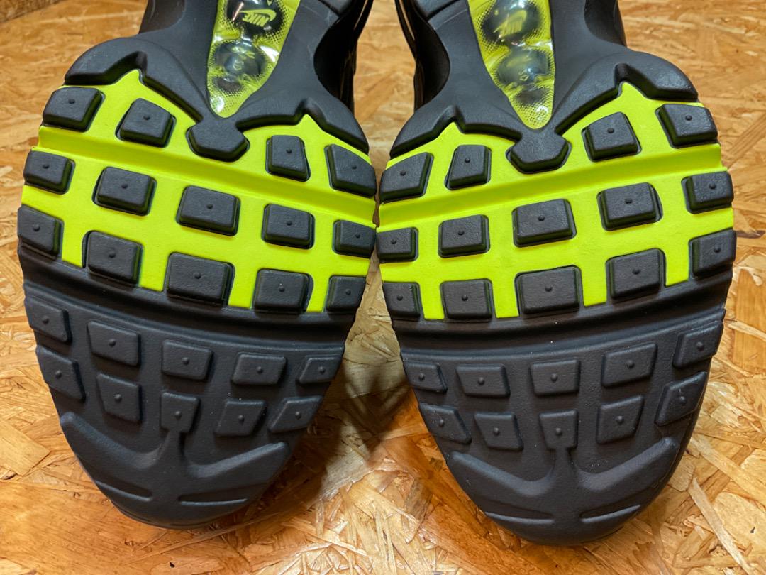 美品 ナイキ CT1689-001 AIR MAX 95 OG ネオン 9.5