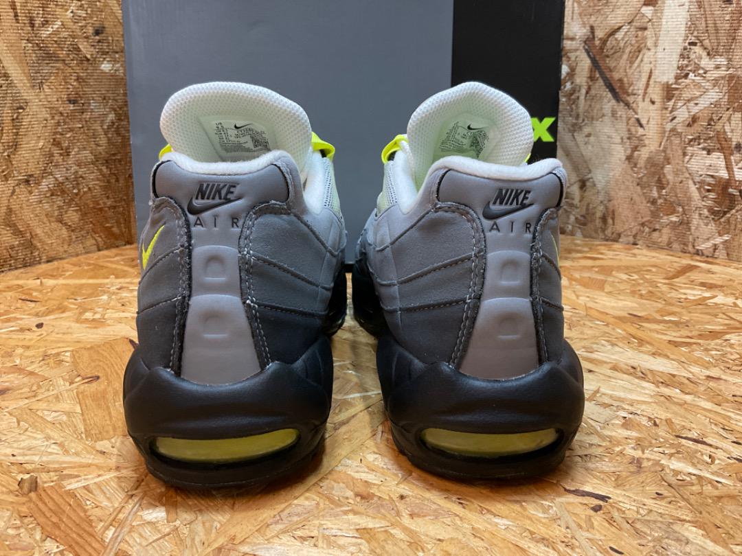 美品 ナイキ CT1689-001 AIR MAX 95 OG ネオン 9.5