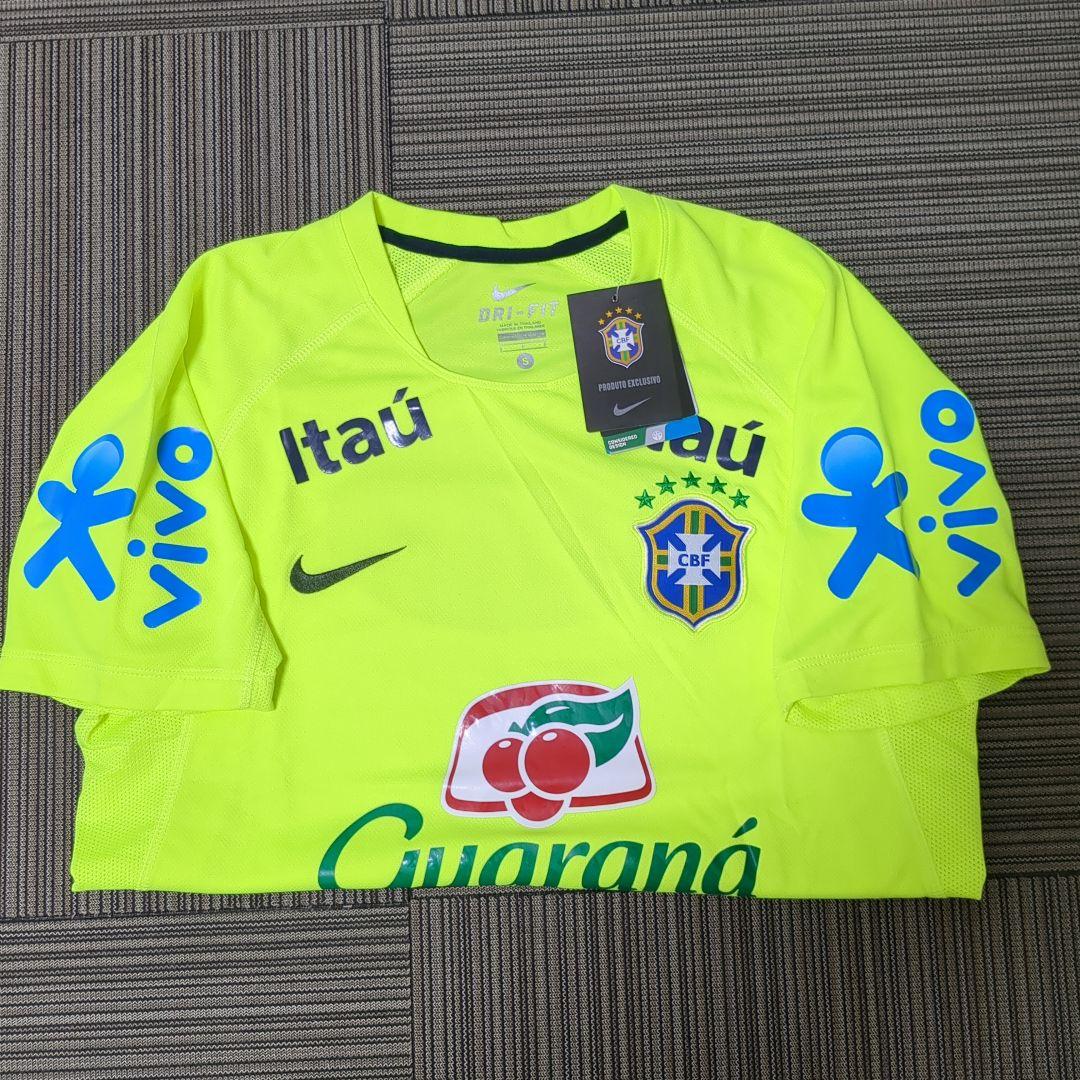 レア！ブラジル代表トレーニングシャツ