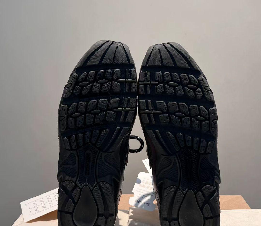 MIU MIU × New Balance サイズ43 MIU MIU × New Balance サイズ43