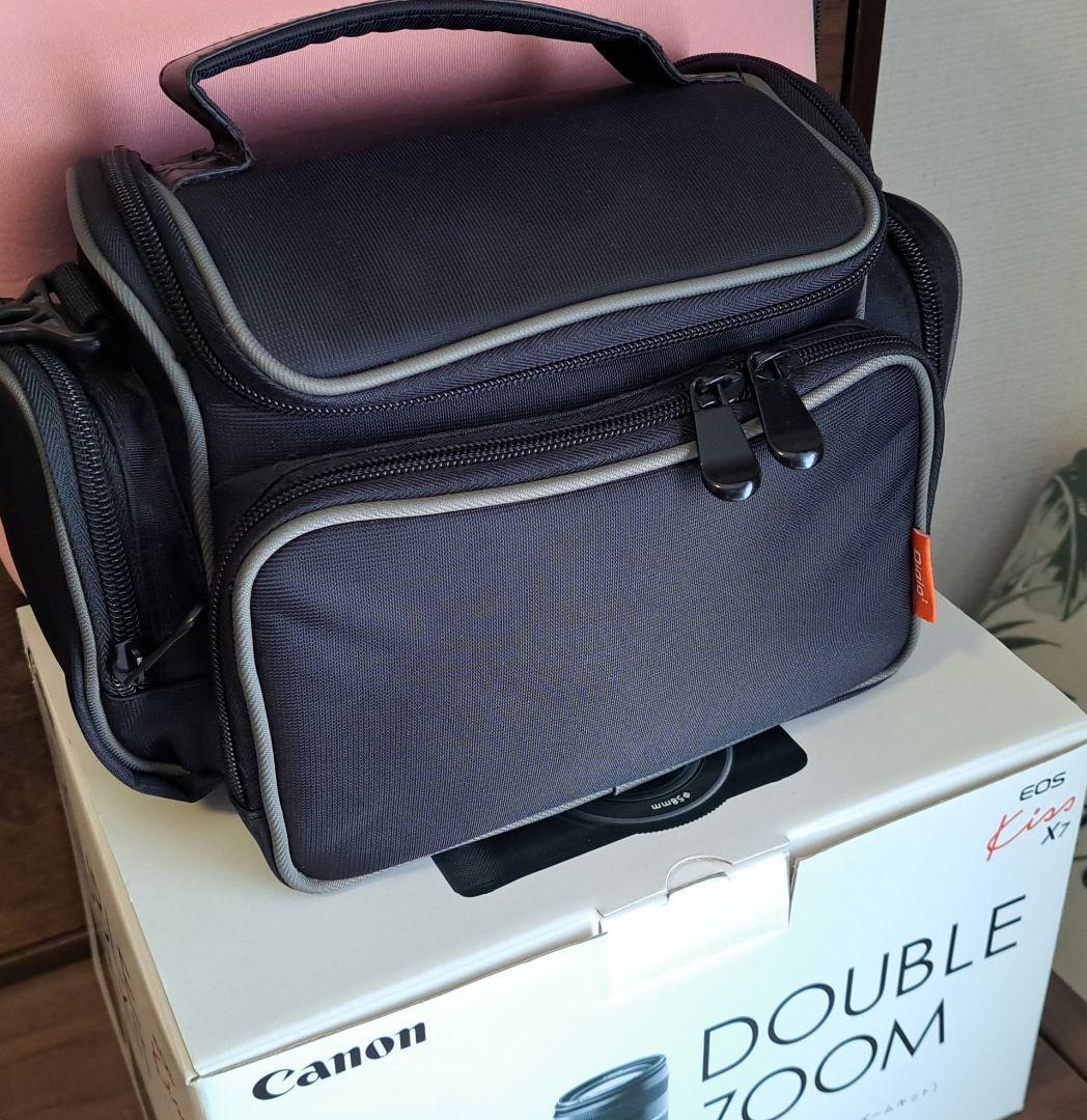 EOS Kiss X7 ダブルズームキット 一眼レフ Canon 本体