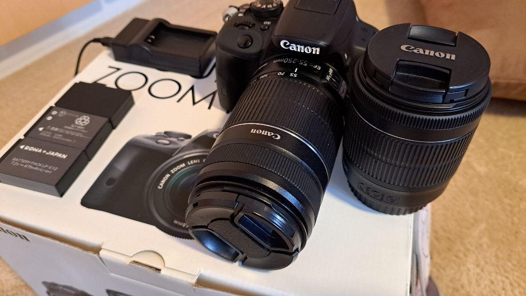 EOS Kiss X7 ダブルズームキット 一眼レフ Canon 本体