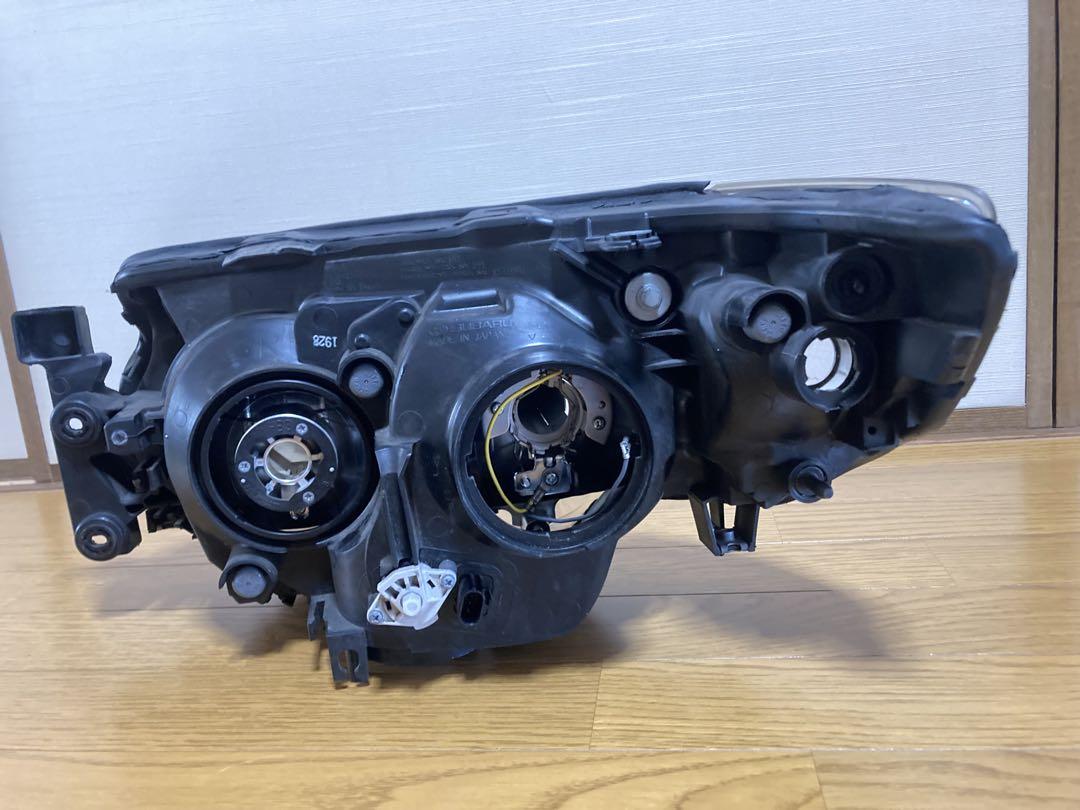 送料込　SG5 SG9 フォレスター　後期　ヘッドライト　インナーブラック　右側
